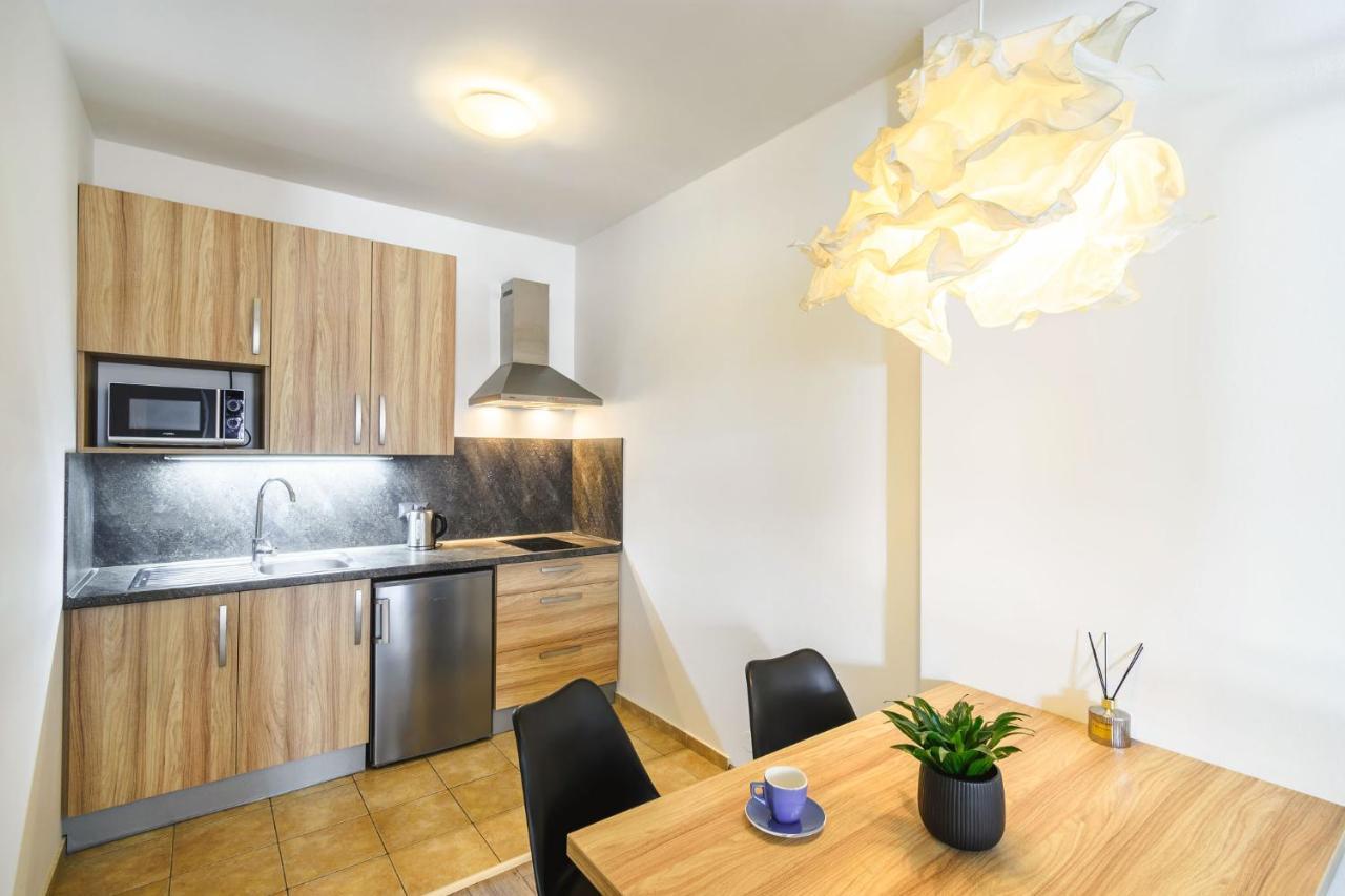Pilsner Apartments プルゼニ エクステリア 写真